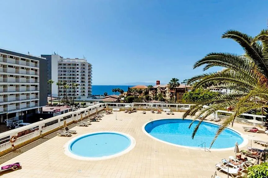 Apartamentos Copacabana location
